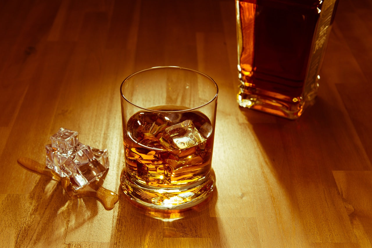 Pourquoi les verres à whisky personnalisés constituent-ils un choix de cadeau idéal ?