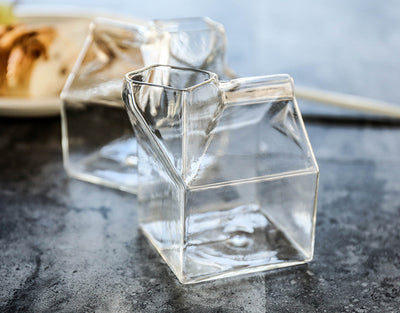 Verre à Cocktail "Brique de Lait"