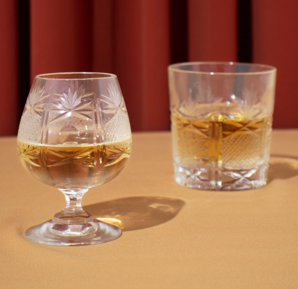 Verre à whisky vintage : reconnaître un vrai modèle ancien