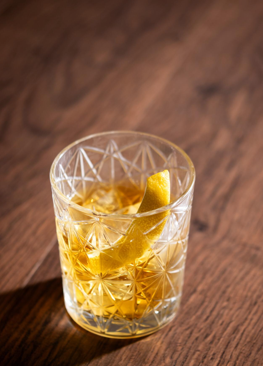 Edo Kiriko : l'Histoire et la Technique du Verre Taillé Japonais