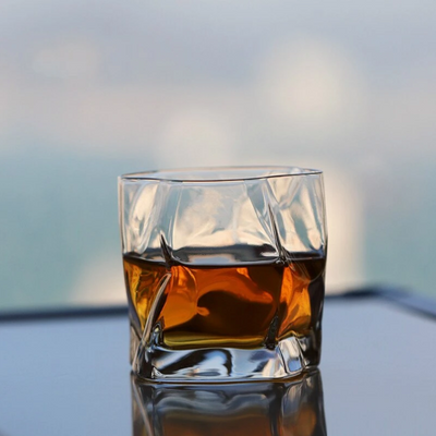 verre a bourbon tumbler cabossé