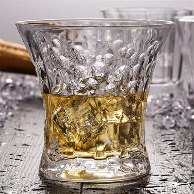 verre écailles whisky