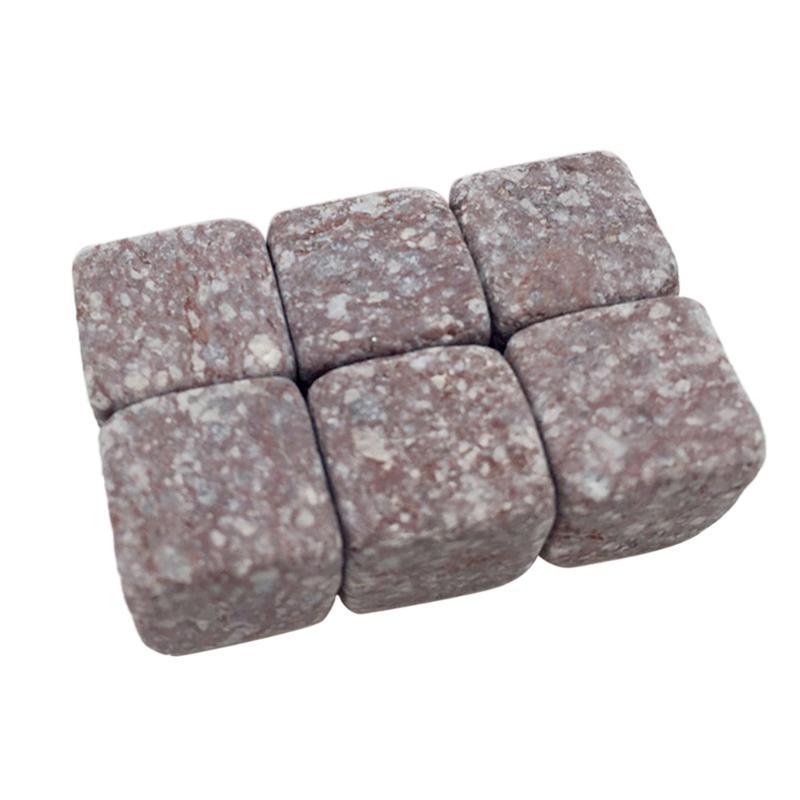 Pierres à whisky en cubes de granite rose veiné avec sachet en tissu
