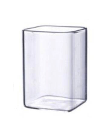 Verre à whisky Cubique transparent — parallélépipède droit à parois fines, vide