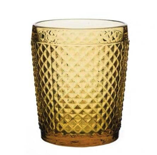Verre à whisky Jaune Perlé — tumbler teinté jaune à relief de pointes de diamant serrées